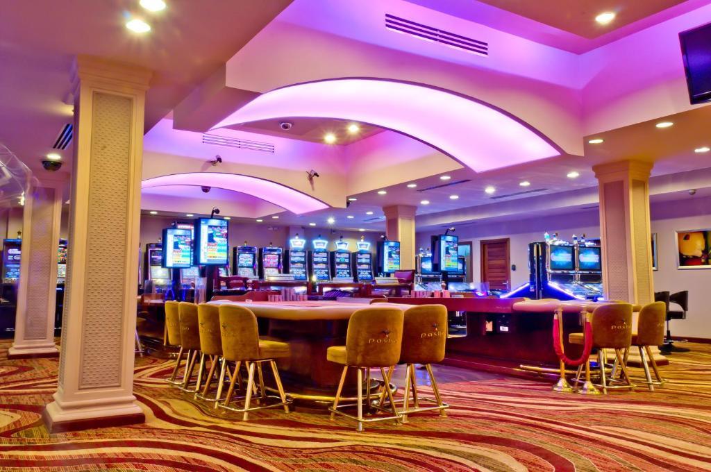 Savannah Hotel & Casino Paramaribo Exterior foto